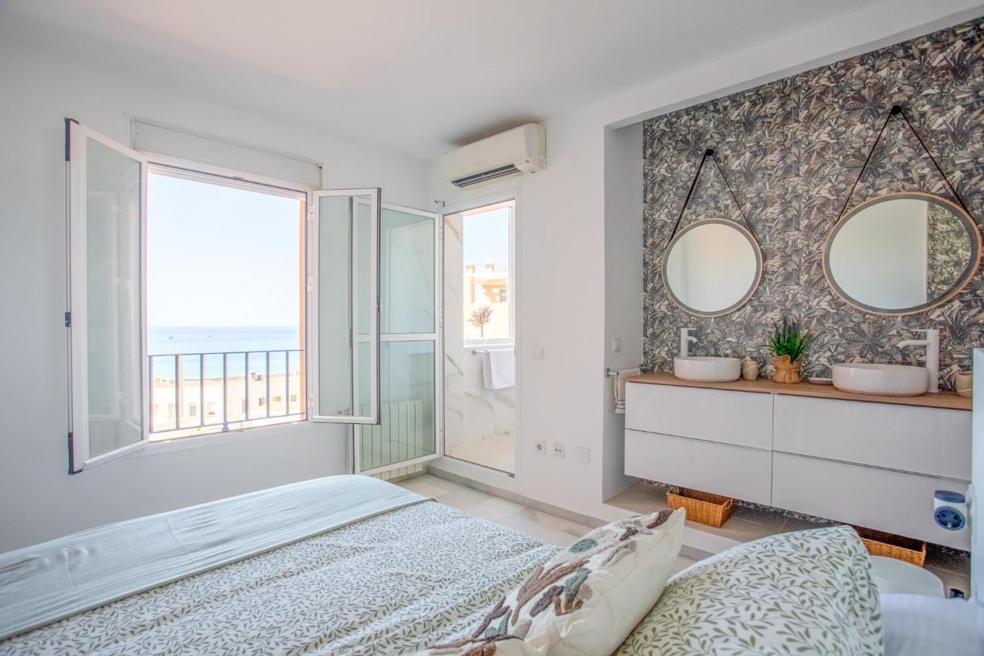 فيلا Wehostcostaluz-Maison Zen Au Bord De Mer إل بويرتو دي سانتا ماريا المظهر الخارجي الصورة